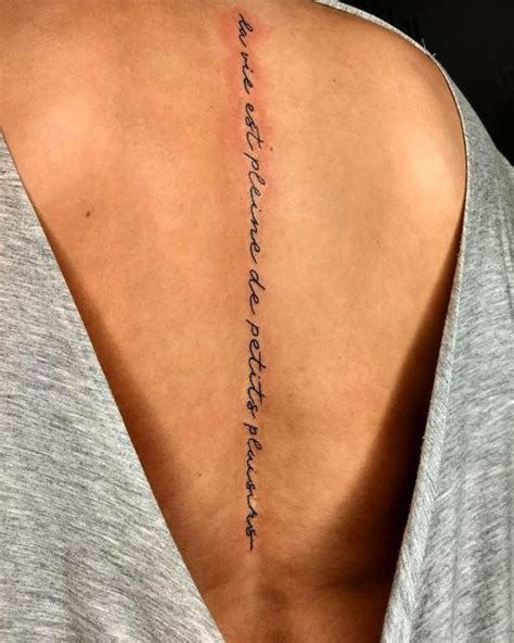 Frases para la columna tatuajes en español